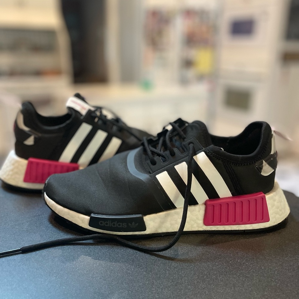 Adidas NMD R1 Marimekko “Laine Wave” Womens Shoes